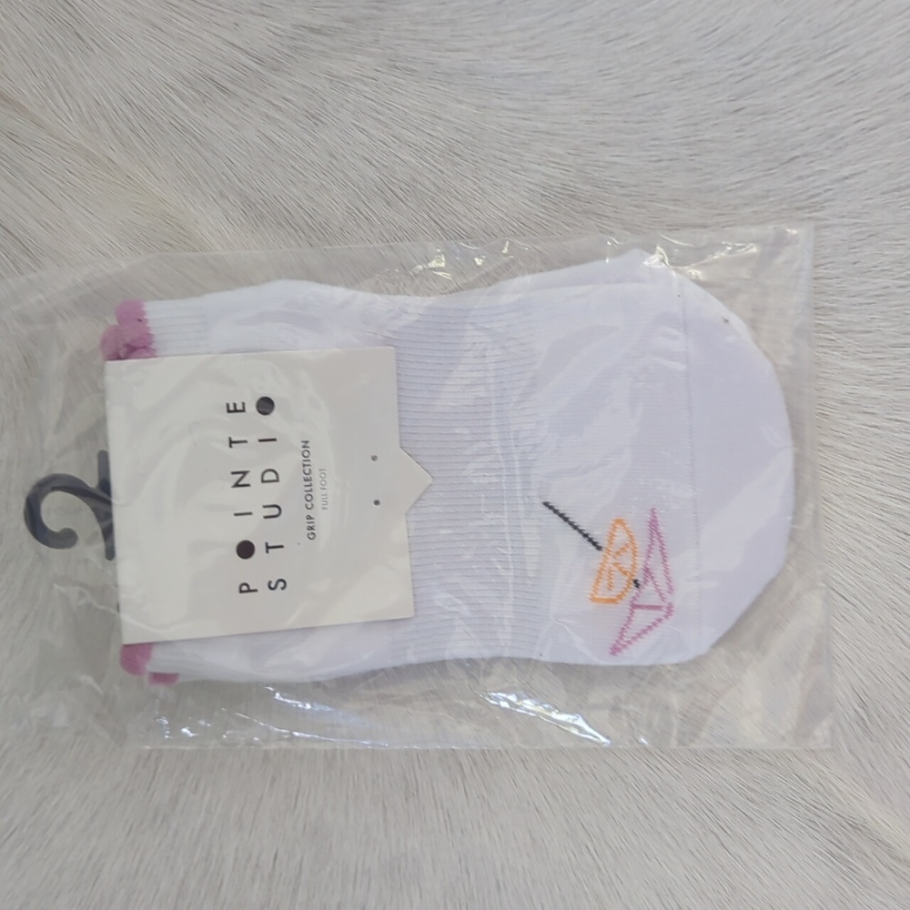 New Pointe Studio Grip Socks